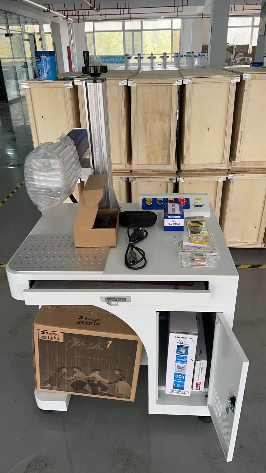 Floor standing laser marker.pic